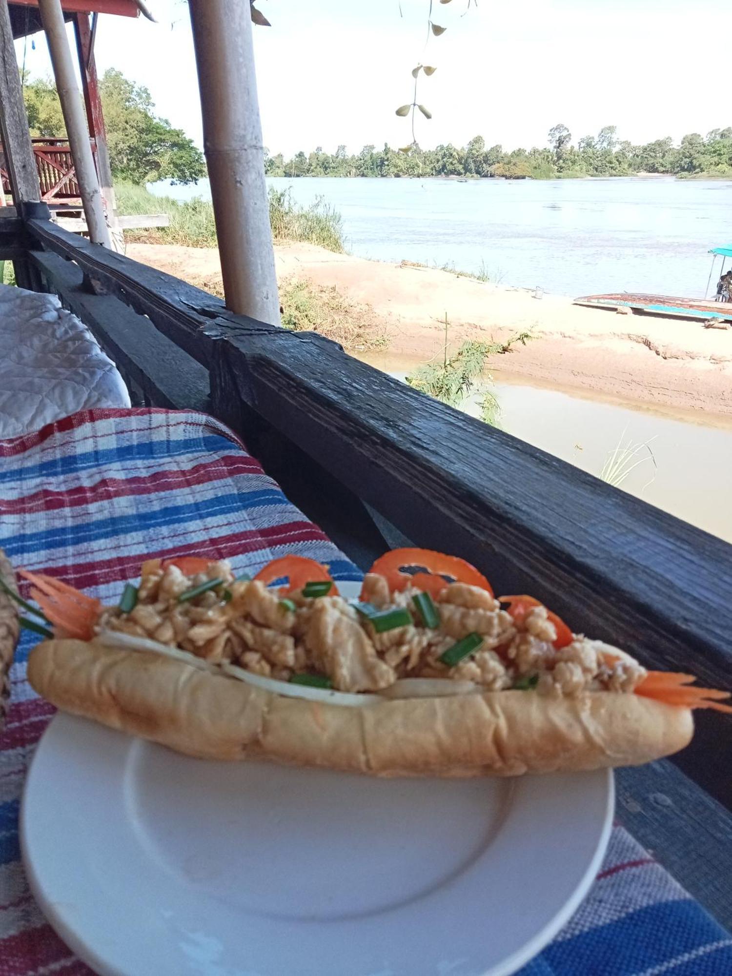 Champa Guesthouse Muang Khong Luaran gambar